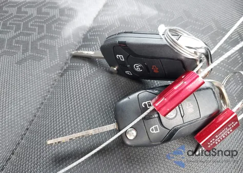 2020 Ford F-150 Xlt z USA, uszkodzony, nr VIN 1FTEW1CP9LKD17562